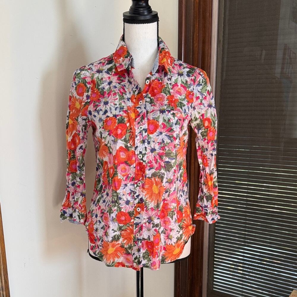 Anthropologie HD in Paris | Hanalei Floral Button Down Shirt Size 4